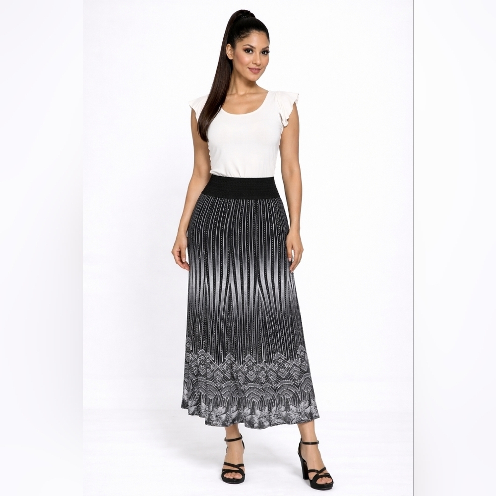 Lapis Black and White Midi Skirt Boho Chic Style.. Size M